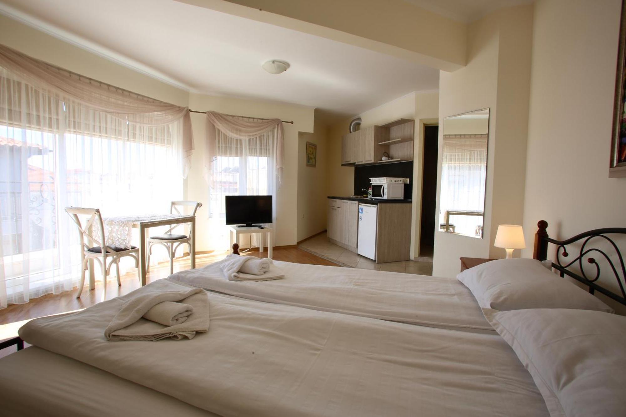 Villa Livia Boutique Apartments Ravda Kültér fotó